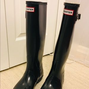 Hunter Tall Glossy Black Boots, Sz. 9